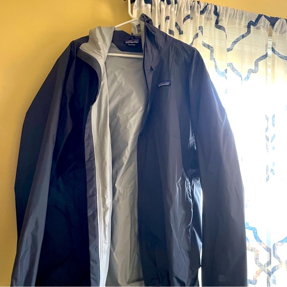 Patagonia men’s rain jacket.
